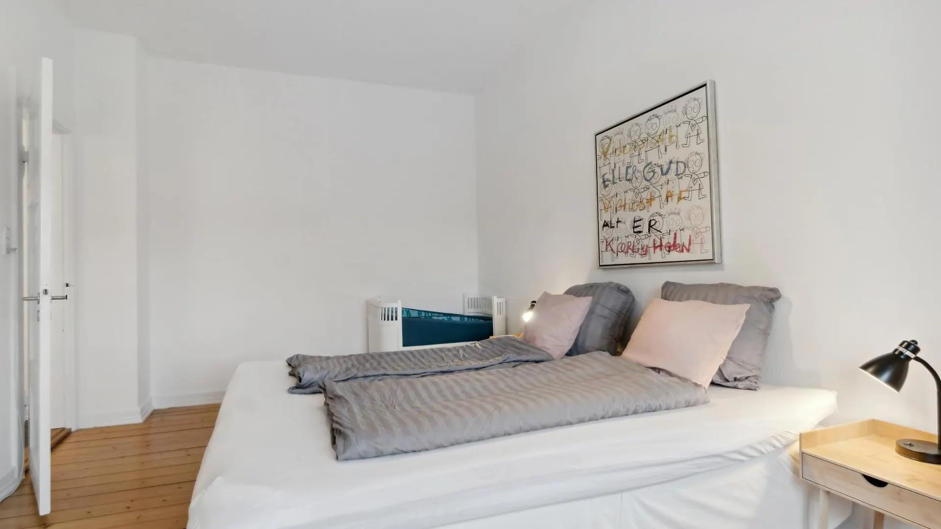 Come Stay 2Br Lejlighed Naer Centrum & Togstation Aalborg
